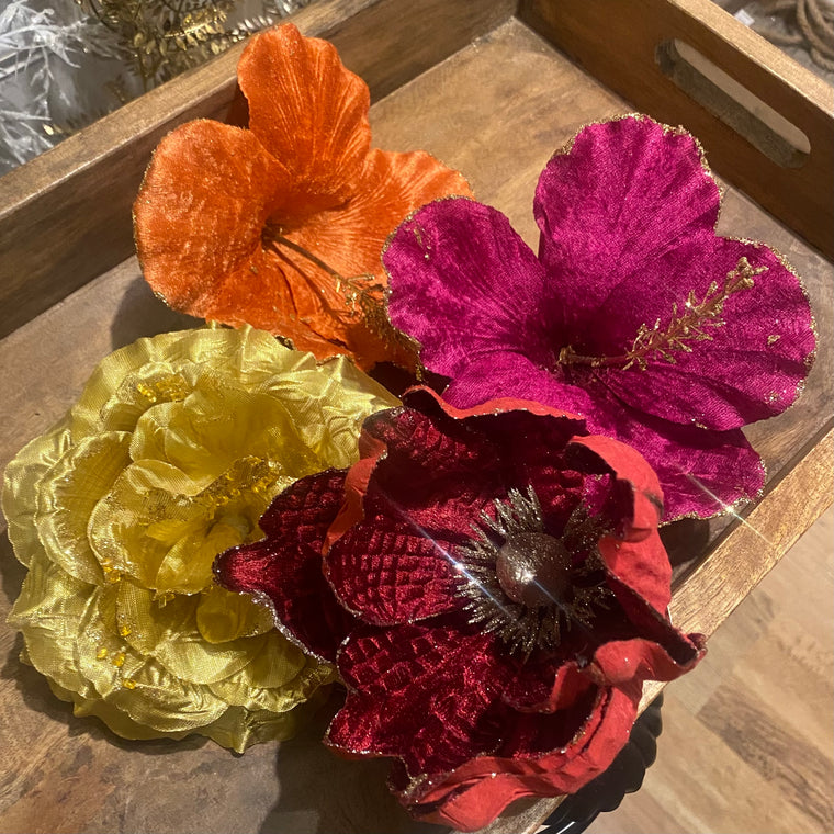 SALE Flower Decorations - 4 Styles