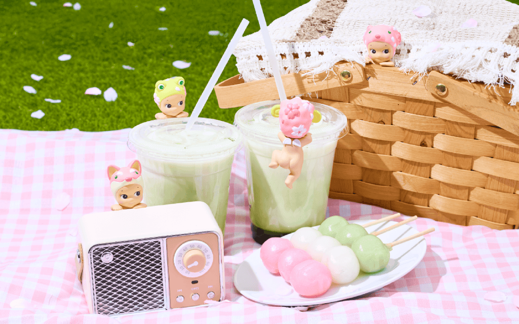 Sonny Angel Mini Figure Dolls - Cherry Blossom Hippers