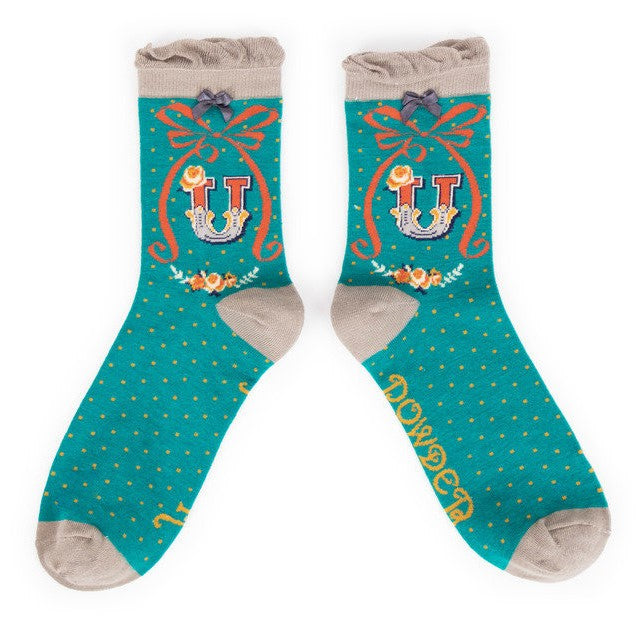 Powder Alphabet Ankle Socks - U