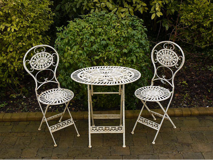 Garden Table & Chair Set - Cream Oval