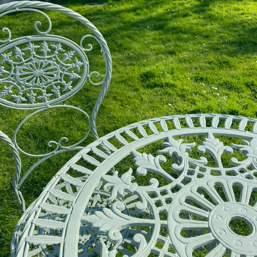 Garden Table & Chair Set - Round Green