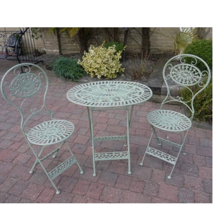 Garden Table & 2 Chairs Set - Pale Green Oval