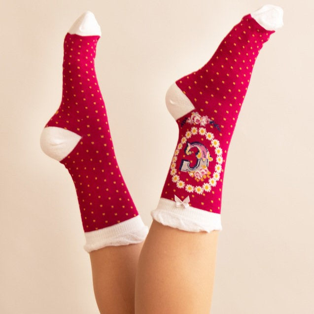 Powder Alphabet Ankle Socks - C