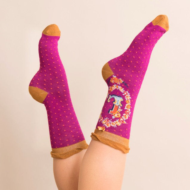 Powder Alphabet Ankle Socks - L