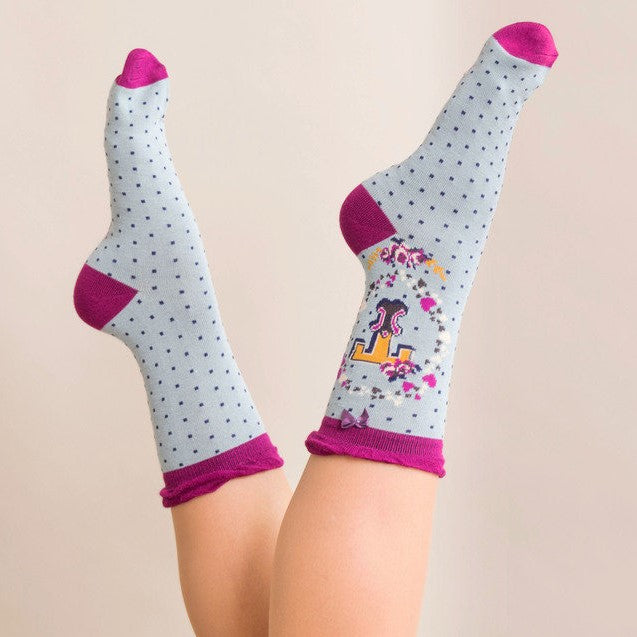 Powder Alphabet Ankle Socks - T